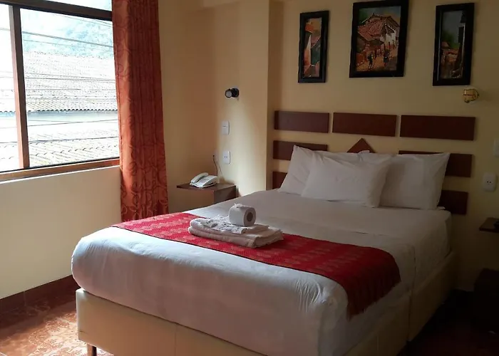 Illary Hotel